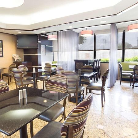 Drury Inn & Suites Atlanta モロー エクステリア 写真
